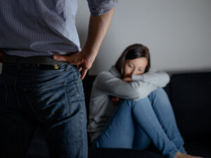 Intimate Partner Violence Injury Patterns Differ Between Men, Women